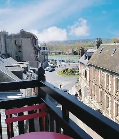- Duplex Familial Tres Spacieux